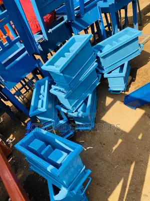 Amitty Moulds / Concrete Block Moulds /Sized 4,6,8 Whole Price