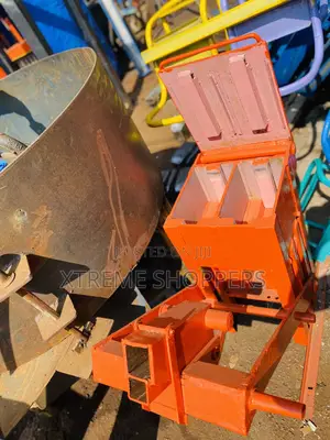 Vivi : Interlock/Interlocking Block Moulds /Blocks
