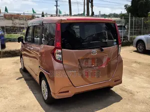 Toyota Roomy 1.0 AWD 2017 Beige