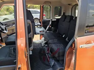 Toyota Roomy 1.0 AWD 2017 Beige
