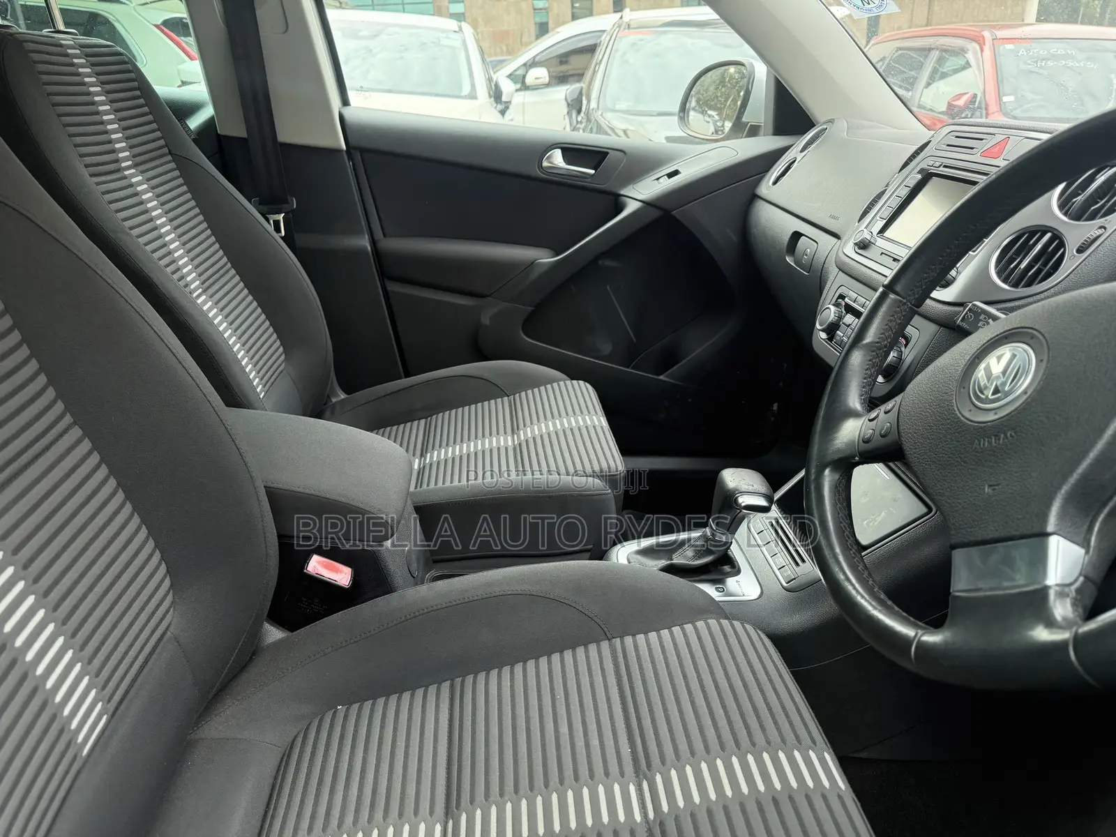 Volkswagen Tiguan 2010 Silver
