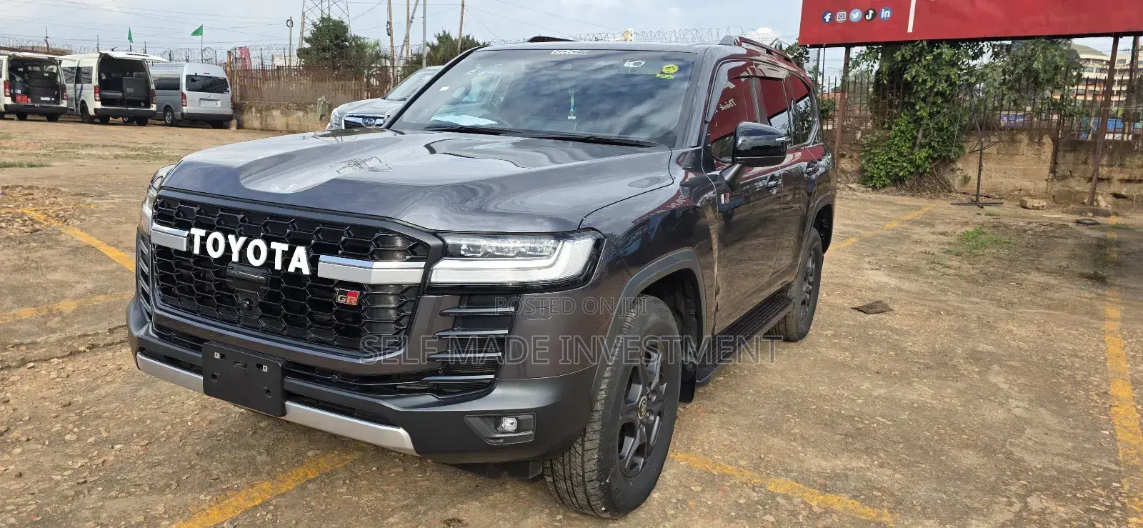 Toyota Land Cruiser 2023 Gray