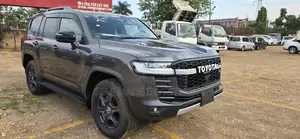 Toyota Land Cruiser 2023 Gray