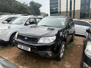 Subaru Forester 2010 Black