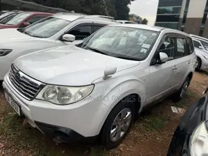 Subaru Forester 2010 White