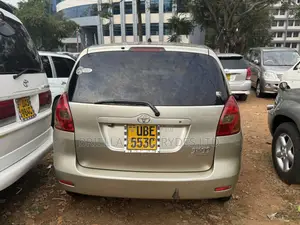 Toyota Corolla Spacio 2004 Gold