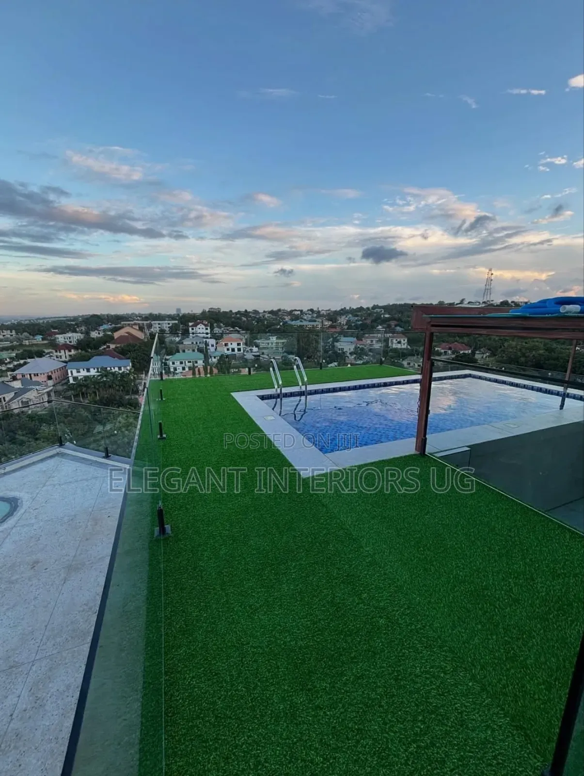 Artificial Grass Carpets Available for Bars and Shops Plus Balconies