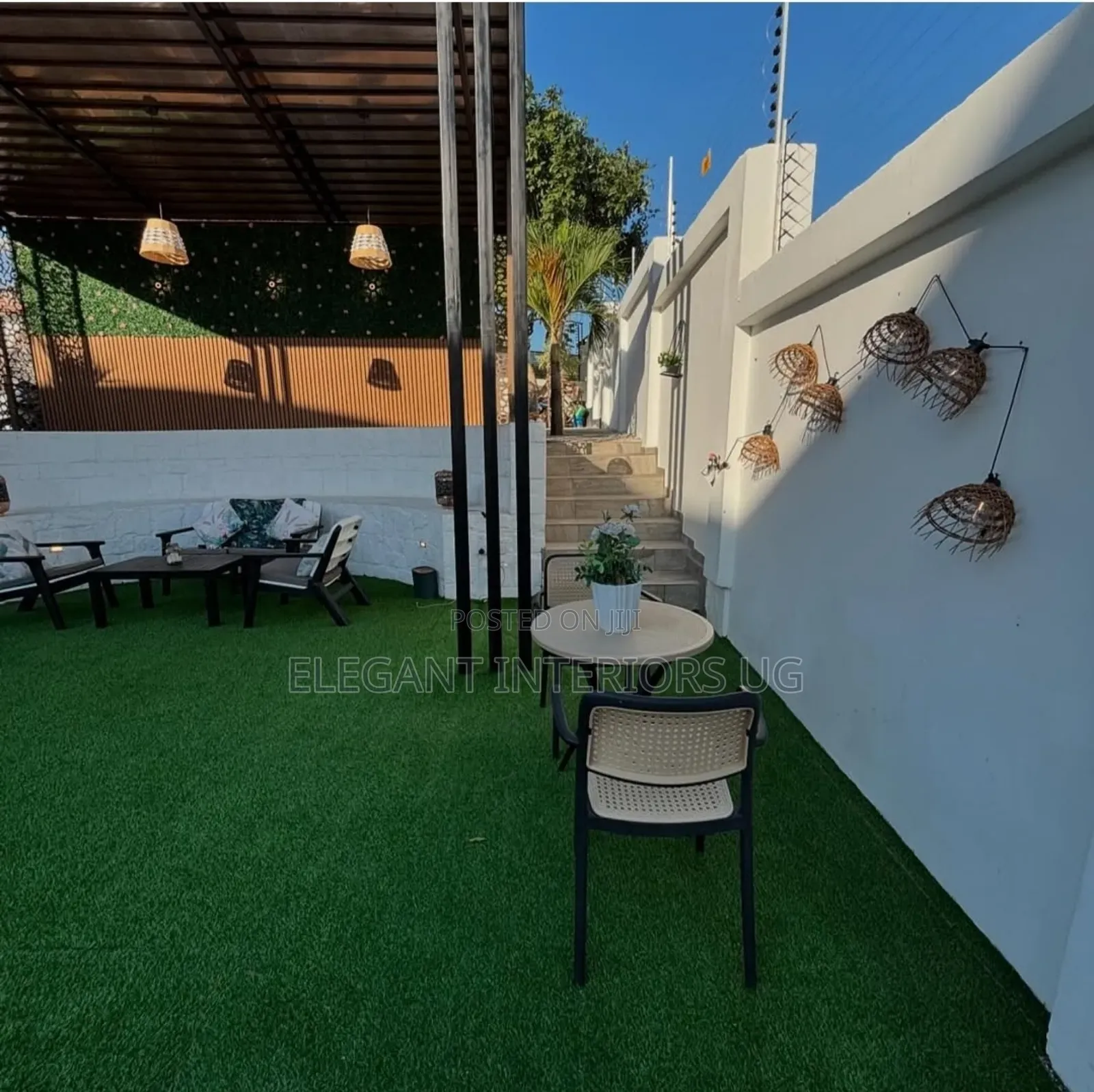 Artificial Grass Carpets Per Square Meter for Bars and Balconies