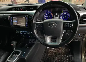 Toyota Hilux Revo Double Cab Deisel 2.4 AWD 2016 Green