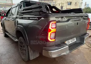 Toyota Hilux Revo Double Cab Deisel 2.4 AWD 2016 Green