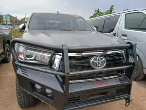 Toyota Hilux Revo Double Cab Deisel 2.8 RWD 2019 Green