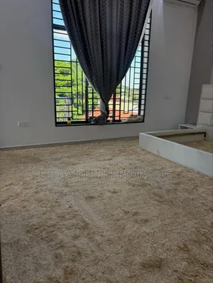 Fluffy Woolen Carpets for Offices and Homes and Kids Friendly