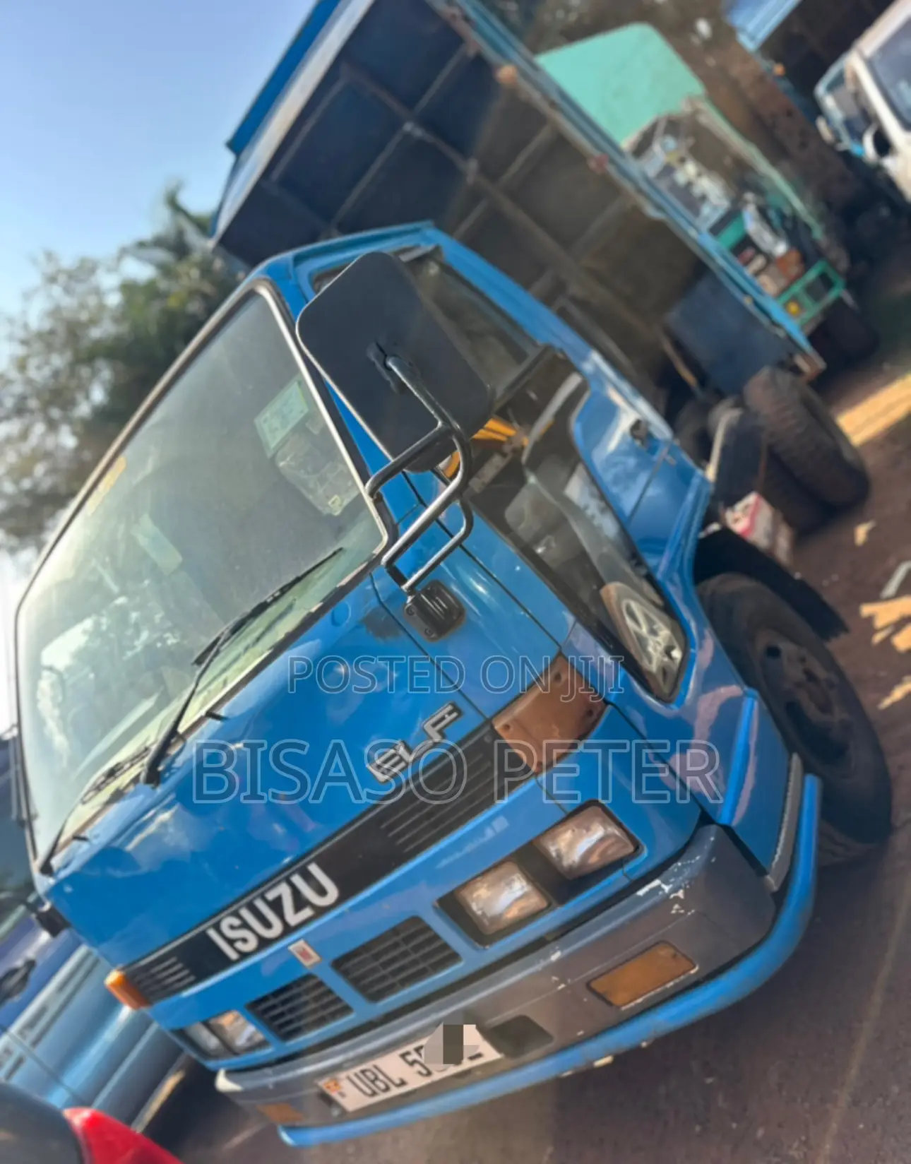 Isuzu Tipper