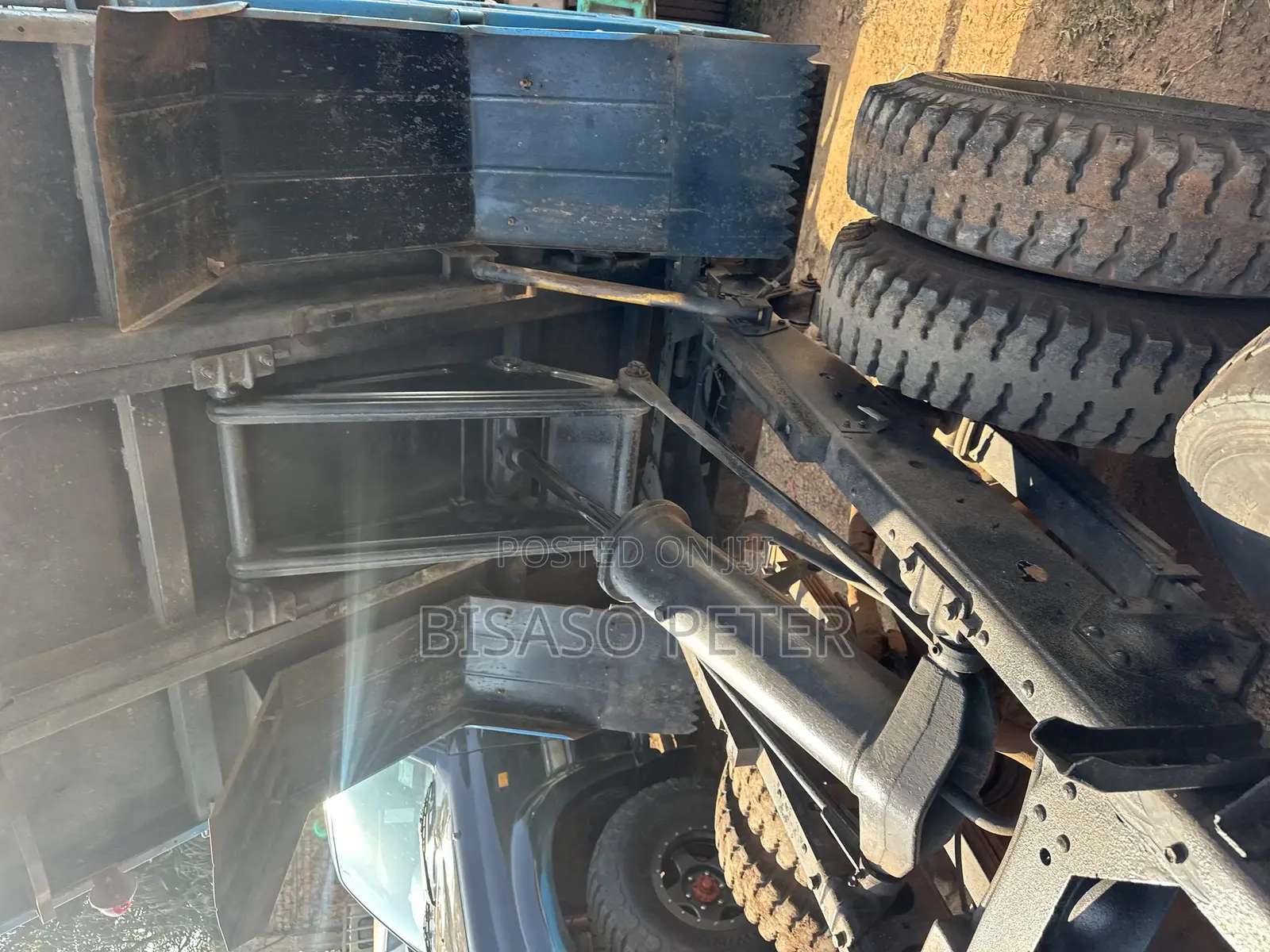 Isuzu Tipper