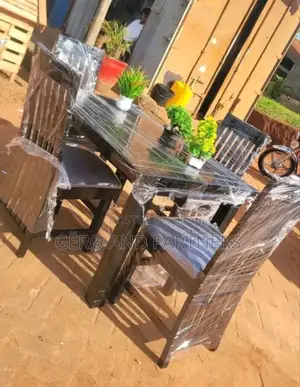 Four Seater Dining Table (International Level)