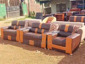 Amazing Leather Five Sitters Sofas Set