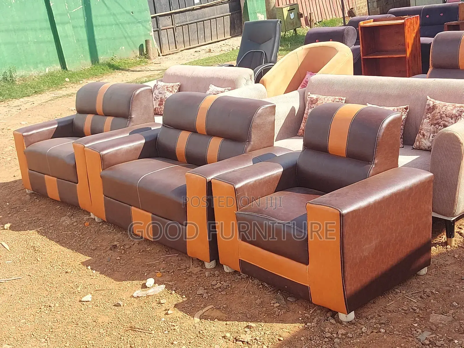 Amazing Leather Five Sitters Sofas Set