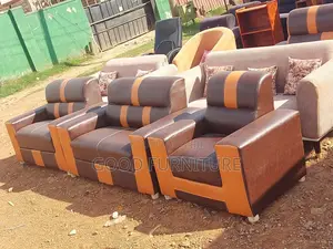 Amazing Leather Five Sitters Sofas Set