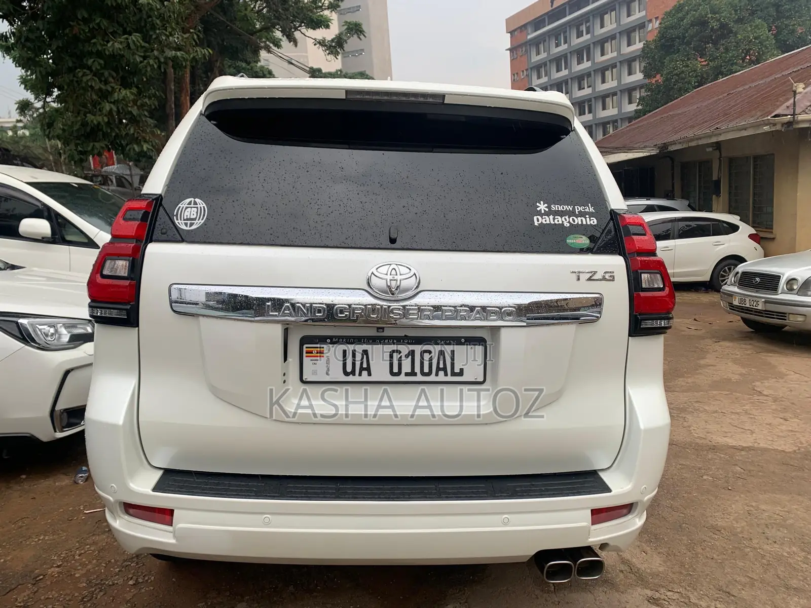 Toyota Land Cruiser Prado 2018 White