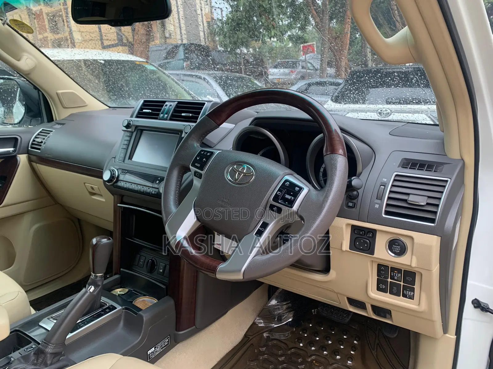 Toyota Land Cruiser Prado 2018 White