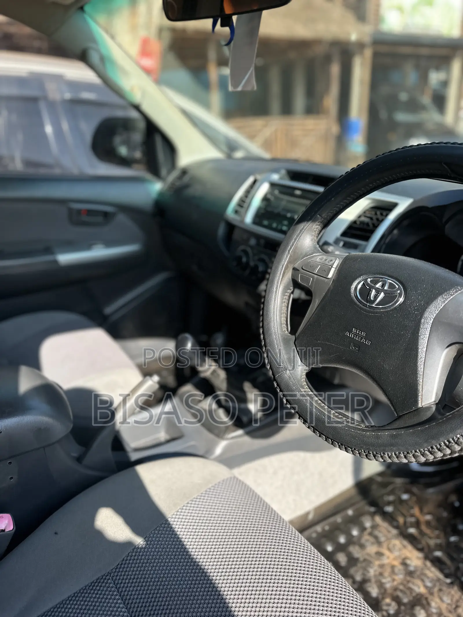 Toyota Hilux 3.0 D-4D 4x4 2013 Gray