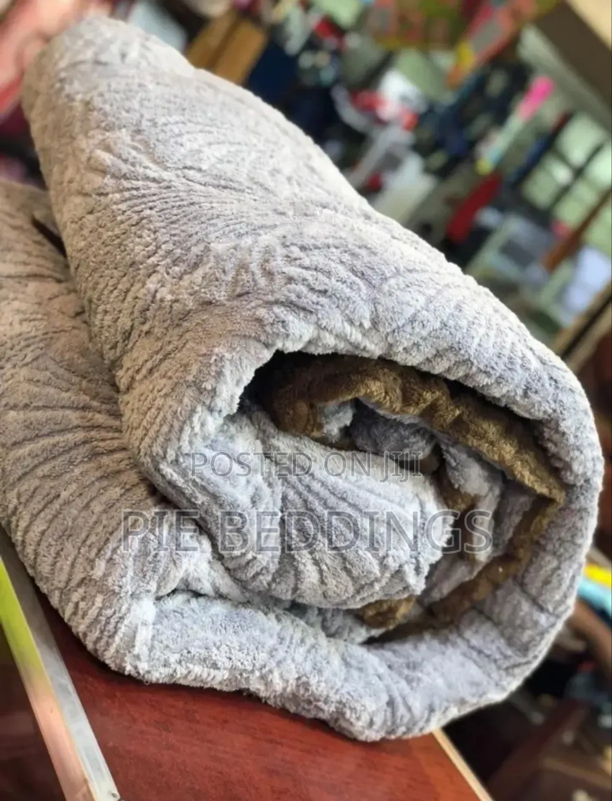 Quality Tuft 4pc Woolen Duvets