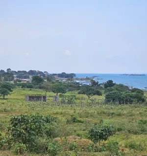 20 Decimal Plots in Garuga With Lake View