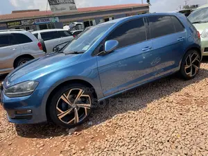 Volkswagen Golf TSI S 4dr Hatchback w/Sunroof (1.8L 4cyl Turbo 6A) 2015