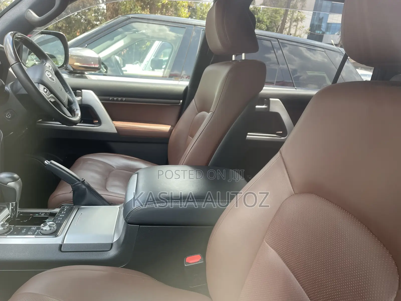 Toyota Land Cruiser 2016 Red