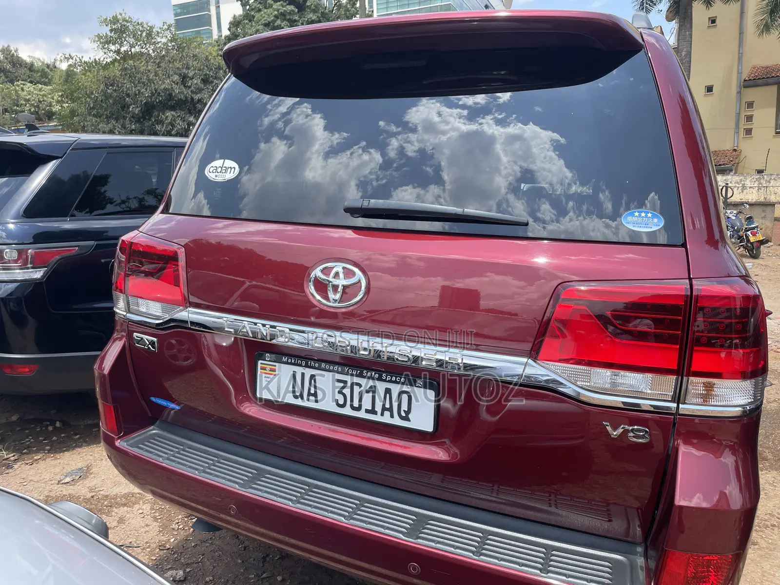 Toyota Land Cruiser 2016 Red