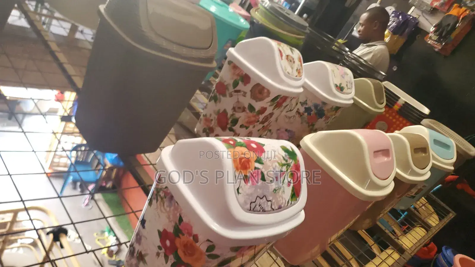 Variety 10litres Plastic Swing Dust Bins