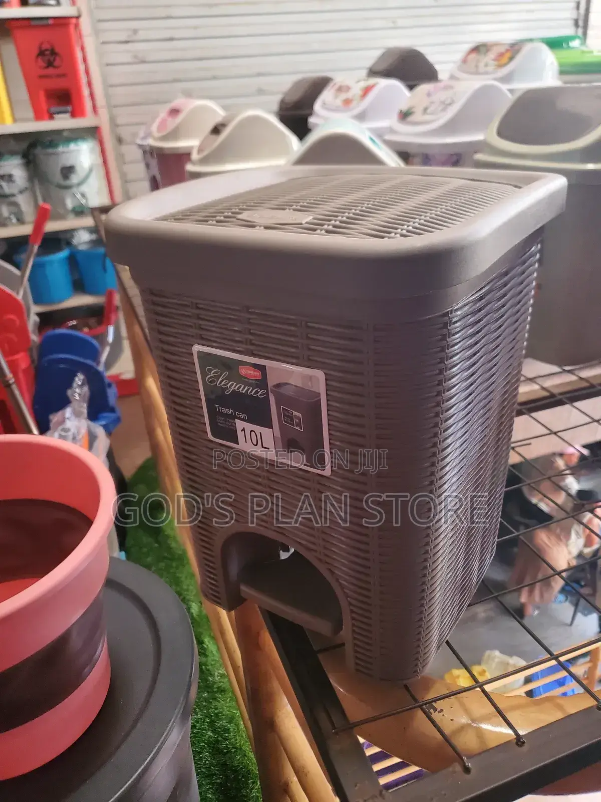 Elegance Plastic Dust Bin