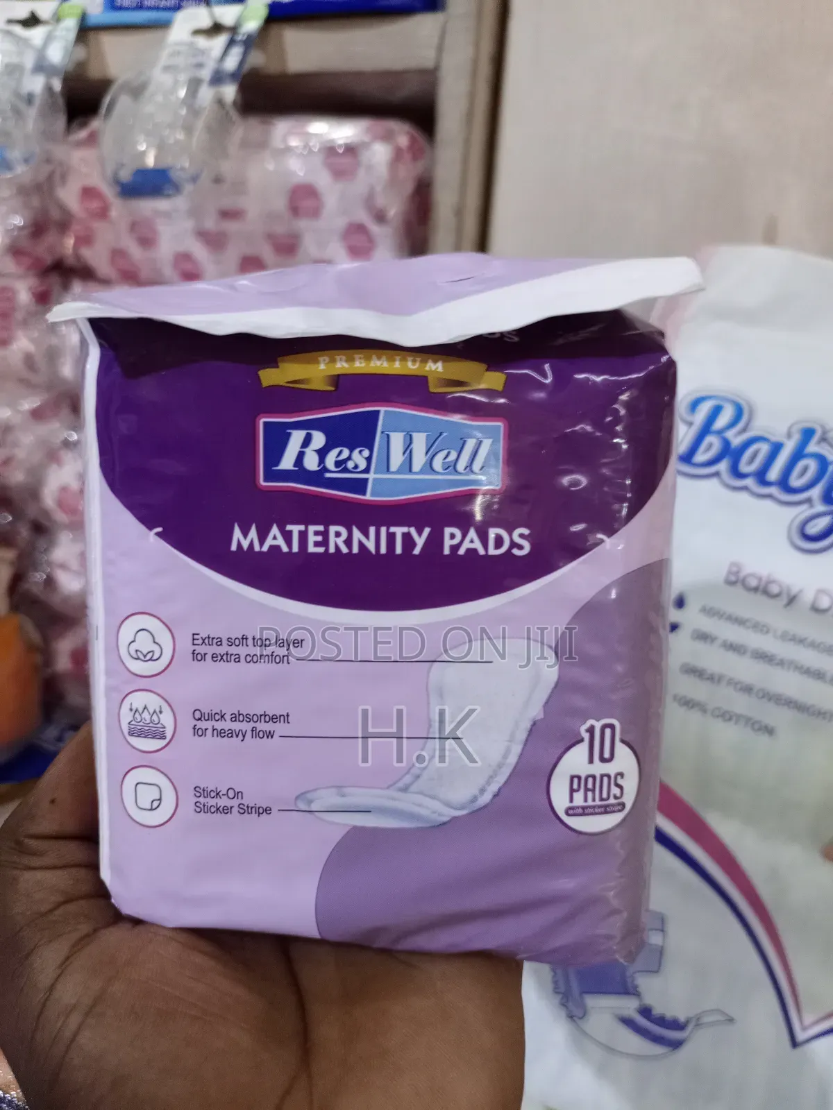 Reswell Maternity Pads.