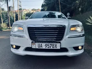Chrysler 300 2014 White