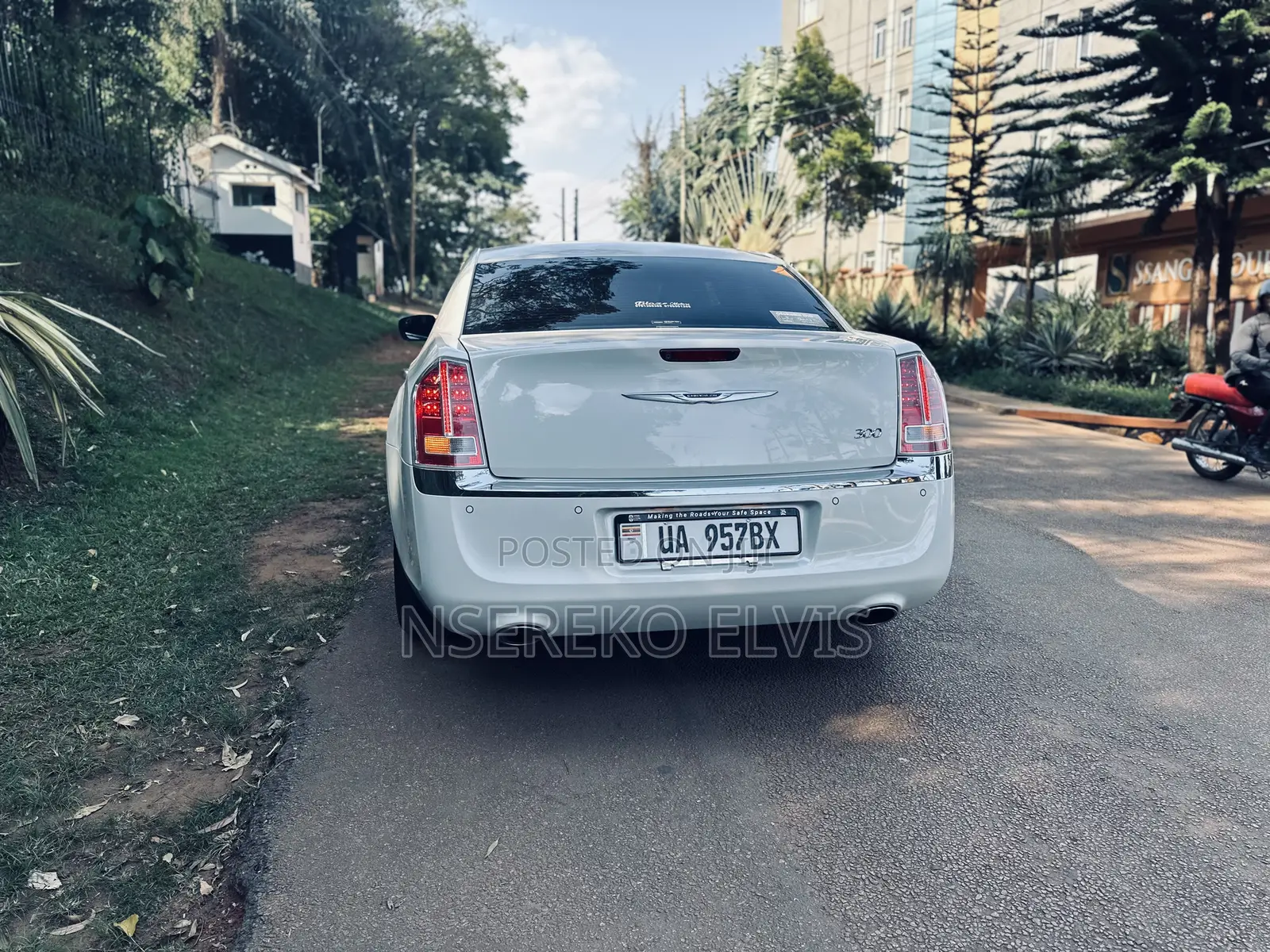 Chrysler 300 2014 White