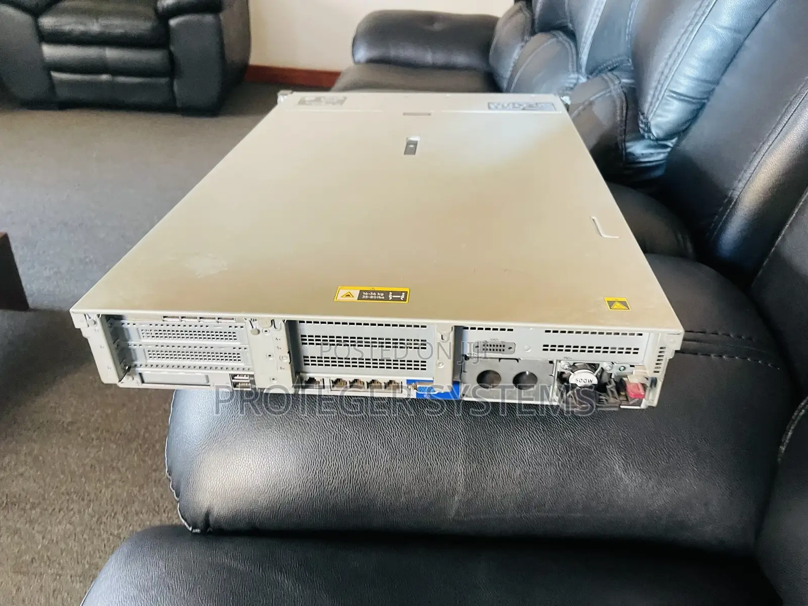 New Server HP ProLiant DL380 Gen10 32GB Intel Xeon HDD 2T