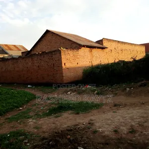 12bdrm House in Njkusi Cell, Bugiri for sale