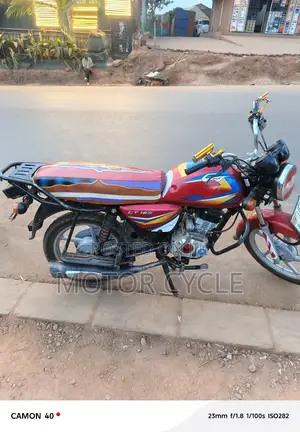 Bajaj CT 110X 2023 Red