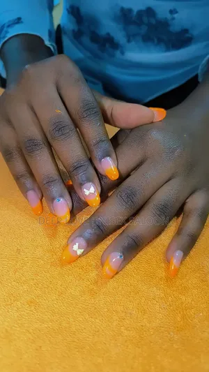 Professional Manicure