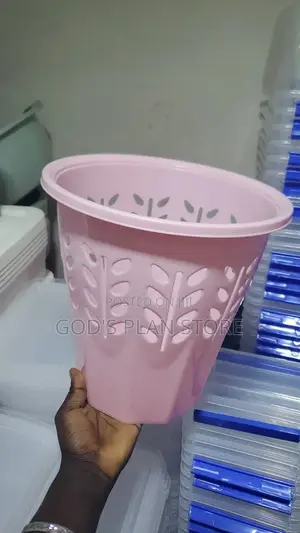 Imported Plastic Waste Paper Bins/Dust Bin