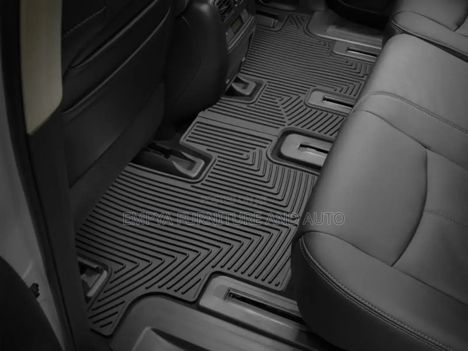 R Floor Mats