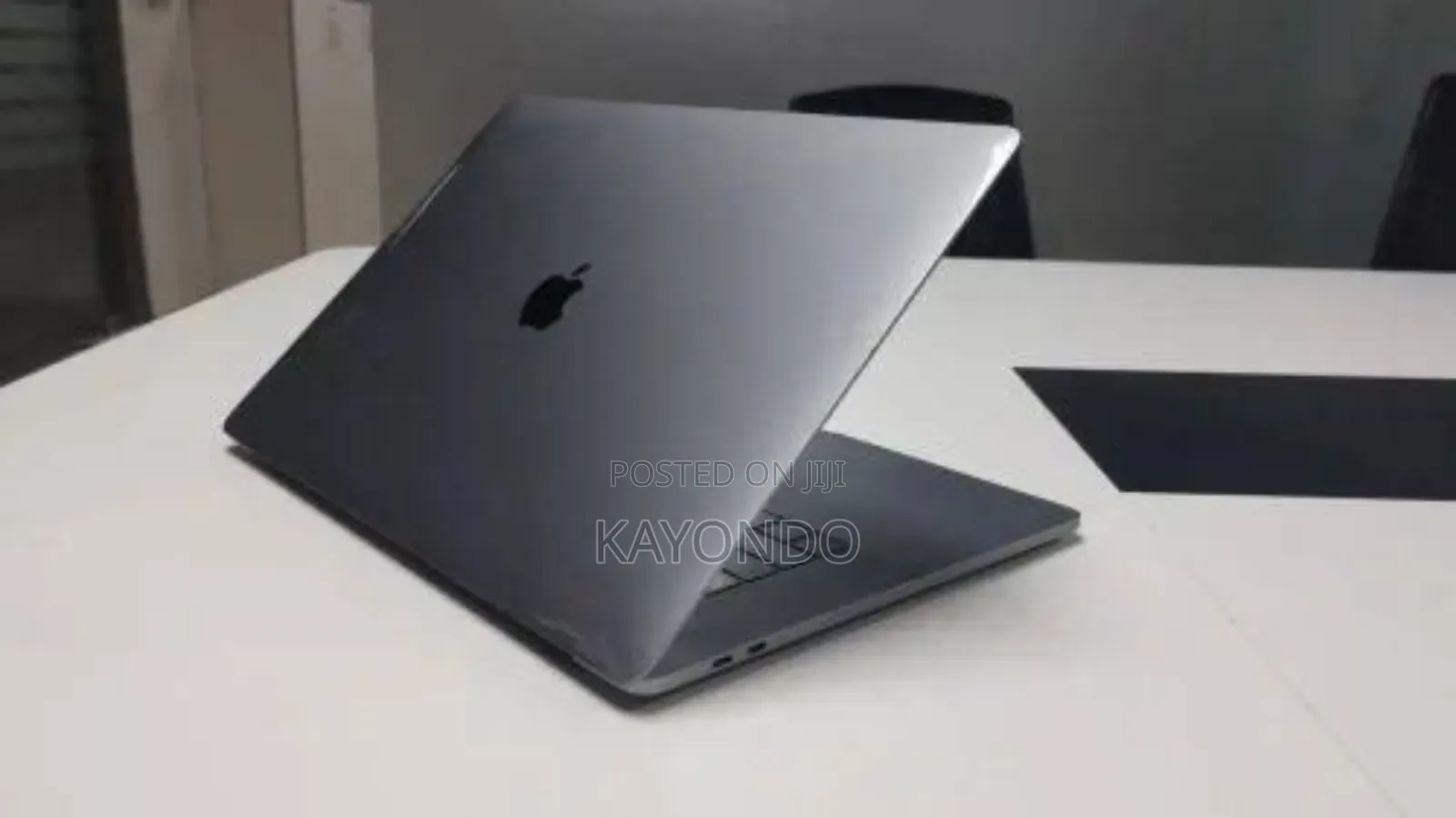 Laptop Apple MacBook Pro 2019 32GB Intel Core I7 SSD 256GB
