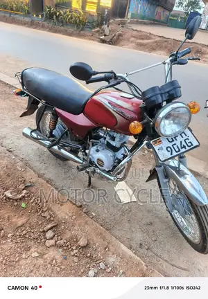 Bajaj Boxer 2022 Red