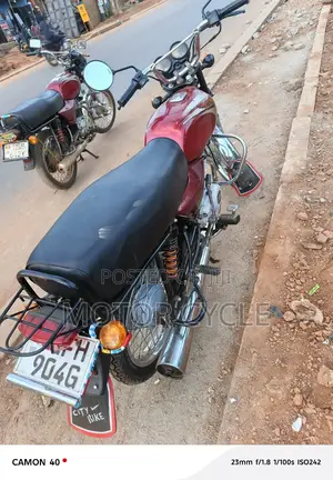 Bajaj Boxer 2022 Red