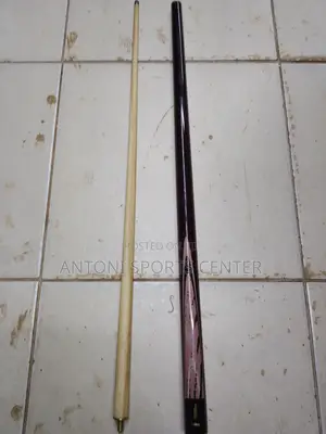 Que Stick Two Pieces