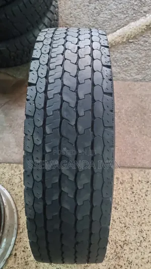 225/80r17.5 Yokohama Foreign Used