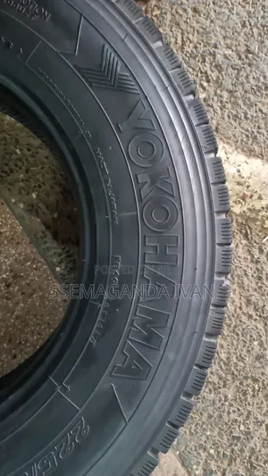 225/80r17.5 Yokohama Foreign Used
