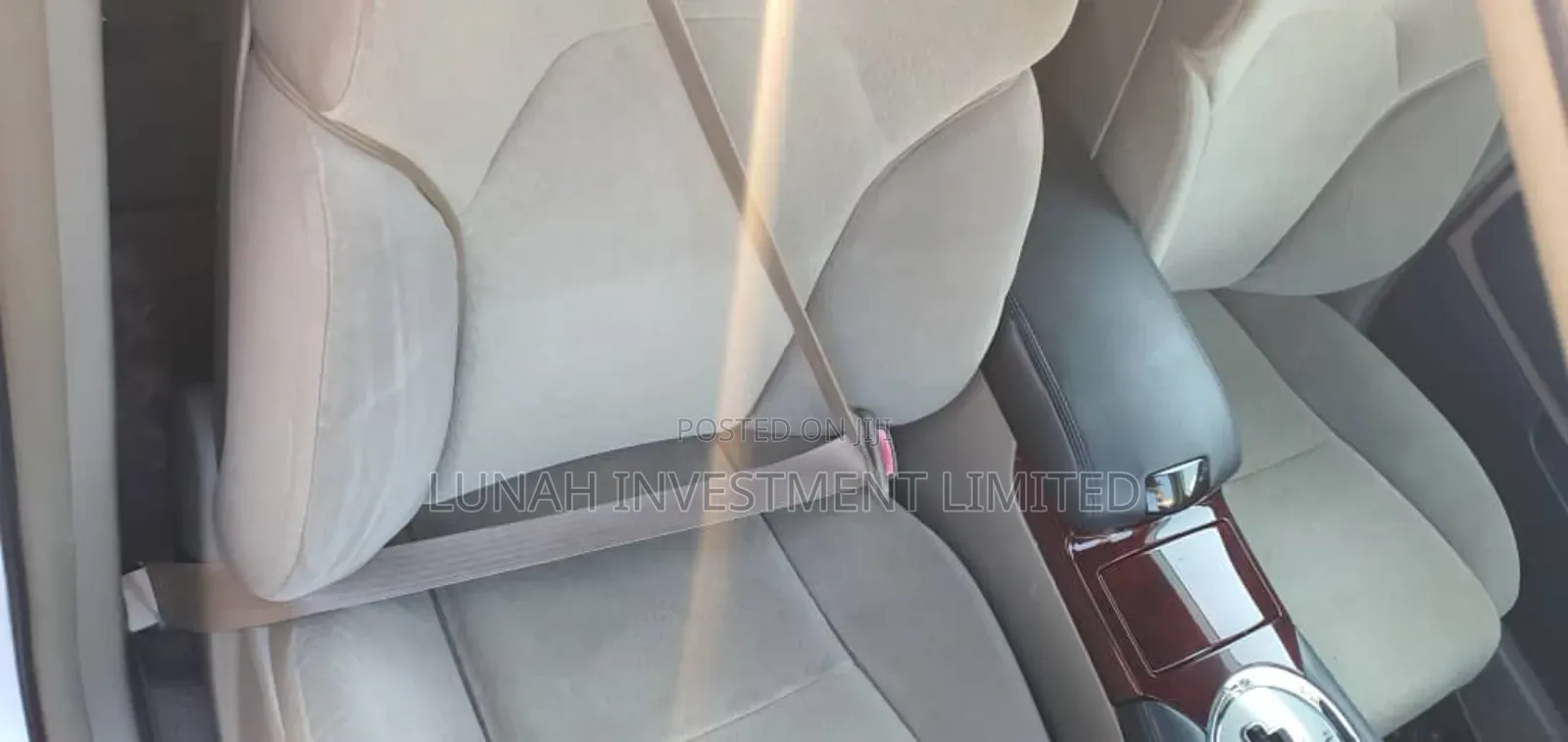 Toyota Corolla Fielder 2012 Silver