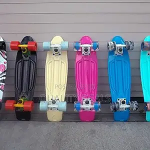 22" Mini Cruiser Plastic Skateboard