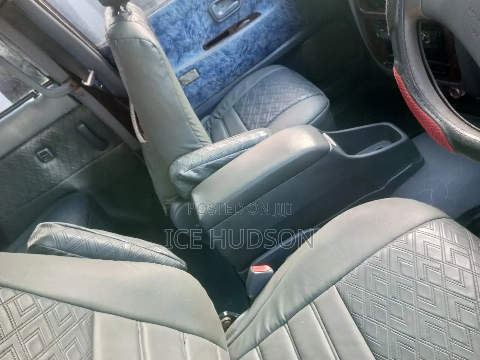 Toyota Noah 2001 Gray